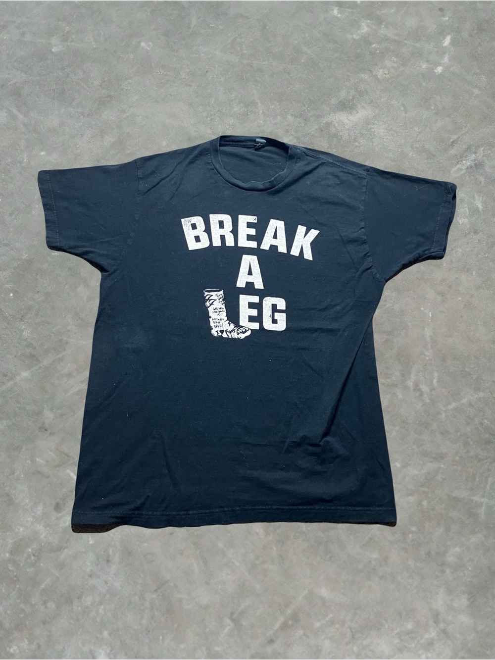 ☀️ Foo Fighters Broken Leg 2015 Rock Band Graphic Tee Mens Size L Black